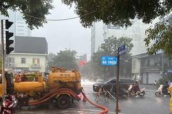 Hà Nội mưa trên 70mm, chủ động chống ngập