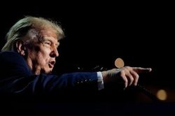 Tổng thống D. Trump dự báo cuộc chiến Iran kết thúc sau bầu cử giữa nhiệm kỳ của Mỹ