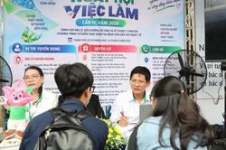 'Bác sĩ trẻ không nhất thiết bắt đầu sự nghiệp ở bệnh viện lớn'