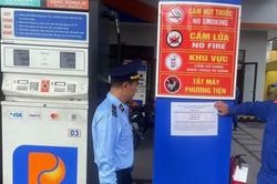 Tăng cường giám sát, phát hiện và xử lý các hành vi đầu cơ, tạo khan hiếm nguồn cung xăng dầu