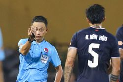 Văn Hậu xin lỗi
