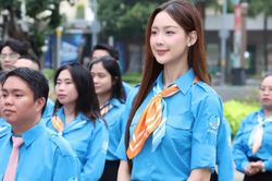 Tuổi trẻ TPHCM báo công dâng Bác