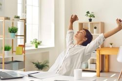 Thở hơi dài thúc đẩy não bộ đưa ra những quyết định táo bạo hơn
