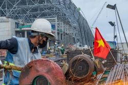 Loạt siêu dự án khởi công, TPHCM cần gấp hơn 150.000 lao động xây dựng