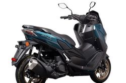 Xe tay ga 150cc, thiết kế hầm hố, giá hơn 50 triệu đồng