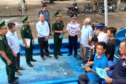 Tuyên truyền pháp luật, nâng cao ý thức chống khai thác IUU cho ngư dân Tam Quan