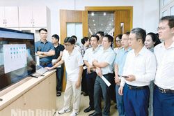 Tăng tốc phát triển hạ tầng số