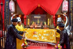 Di sản tư liệu - Nguồn lực nội sinh cho phát triển văn hoá