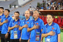Vì sao HLV Nhật Bản chưa thành công với bóng đá Việt Nam?
