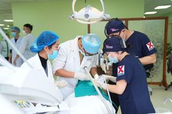 Nhân viên y tế được hưởng phụ cấp ưu đãi nghề cao nhất 80%