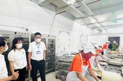 Phường Kim Liên: Kiểm soát bữa ăn bán trú từ đầu năm học
