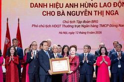 Chủ tịch Tập đoàn BRG Nguyễn Thị Nga được phong tặng danh hiệu Anh hùng Lao động
