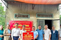Đắk Lắk: Dựng mái ấm, trao niềm tin cho người nghèo ở Krông Năng