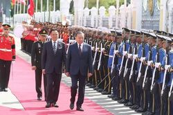 Hành trình bền bỉ vun đắp quan hệ Việt Nam-Thái Lan