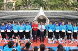 Hành trình 'Tôi yêu Tổ quốc tôi' diễn ra ý nghĩa tại TP Hồ Chí Minh