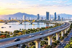 Nghiên cứu xây dựng đường trên cao để giảm ùn tắc giao thông ở khu vực trung tâm Đà Nẵng