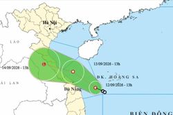 Áp thấp nhiệt đới hướng vào vùng biển Quảng Trị - Huế, mưa lớn dịch dần lên phía Bắc