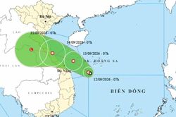 Áp thấp nhiệt đới hình thành trên Biển Đông, đang hướng về miền Trung