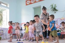 Đề xuất tăng gấp đôi mức hỗ trợ ăn trưa đối với trẻ mầm non