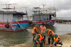 Ứng phó áp thấp nhiệt đới, Huế đưa hơn 1.000 tàu thuyền vào bờ