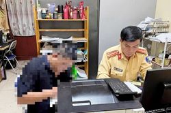 Không nhường đường xe cảnh sát dẫn đoàn, tài xế bị phạt 7 triệu, trừ điểm giấy phép