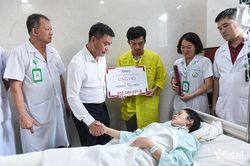 Sau bài viết của VietNamNet, cô giáo Hiền nhận được hàng tỷ đồng hỗ trợ