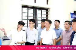 Chủ tịch UBND tỉnh dự lễ ra mắt mô hình 'Kiosk thông minh hỗ trợ dịch vụ công tại khu dân cư'