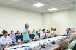 Bệnh viện E đã họp hội đồng người bệnh về vụ 'kẹp tiền' vào sổ khám bệnh