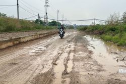 Tuyến đường dài 1,62km thi công gần 6 năm chưa xong ở ngoại thành Hà Nội