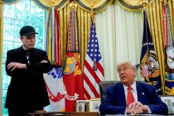 Ông Trump và tỷ phú Elon Musk tung hàng triệu USD hỗ trợ đảng Cộng hòa