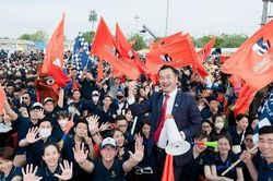 Đông Tây Land của ông Nguyễn Thái Bình lên UPCoM trong lúc nợ 28,8 tỷ đồng thuế