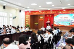 Đổi mới, nâng cao chất lượng tiếp xúc cử tri