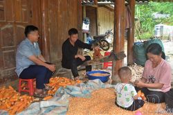 Điểm tựa của cán bộ thôn, bản