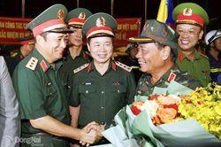 Thiếu tướng Phạm Văn Tỵ: Giúp người dân nước bạn từ trái tim