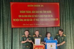 Trung đoàn 48 bàn giao “Nhà tình nghĩa” cho quân nhân