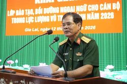 Bộ CHQS tỉnh Gia Lai khai giảng lớp bồi dưỡng tiếng Anh cho sĩ quan, quân nhân