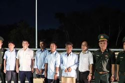 Tàu cá Gia Lai cứu 32 ngư dân Đà Nẵng trôi dạt trên biển