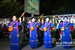 Sôi động Không gian văn hóa đường Hùng Vương với chủ đề “Lộc Bình - đổi mới và khát vọng”