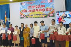Chùa Kỳ Quang II tổng kết Lớp xoa bóp ấn huyệt miễn phí khóa 2026