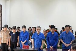 Lập mạng lưới 30 công ty ma để mua bán trái phép hóa đơn