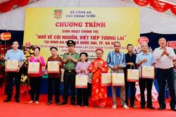 Ân tình của người lính ngoại tuyến bên mái đình xưa