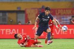 Xác định tình trạng chấn thương của tiền vệ Doãn Ngọc Tân