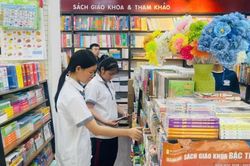 Bảo đảm đủ sách giáo khoa trước ngày 15/9