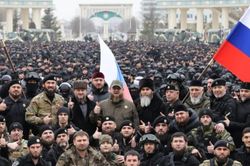 Lãnh đạo Chechnya Kadyrov tiết lộ, hơn 76.000 chiến binh đã tới chiến trường Ukraine