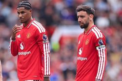 MU thua muối mặt trước 10 người Man City