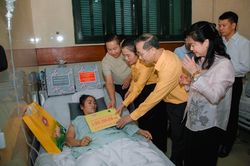 Gần 9.000 người chung tay hỗ trợ hơn 2 tỉ đồng giúp cô giáo mất một chân khi cứu trẻ