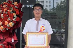 Thủ khoa B00 và lựa chọn khác biệt
