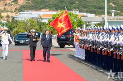 Chủ tịch Quốc hội Trần Thanh Mẫn đến thăm, làm việc với Quân chủng Hải quân và khảo sát thực tế Lữ đoàn Tàu ngầm 189