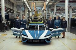 [GALLERY] Siêu xe Lamborghini Temerario cho cảnh sát Ý làm nhiệm vụ đặc biệt