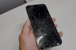 Điện thoại hỏng đến mức nào thì nên mua máy mới?